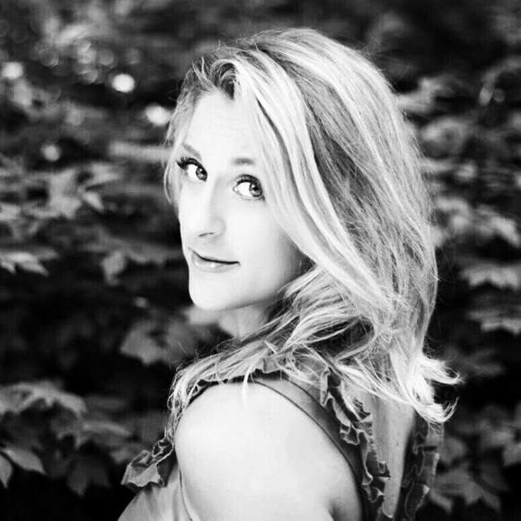 Meet your Posher, Blair - Picture 1 of 1